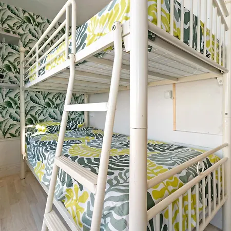 Apto Montsant Apartment